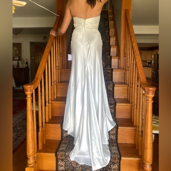 SOLD Lulu’s Satin Wedding Gown - Picture 5 of 10